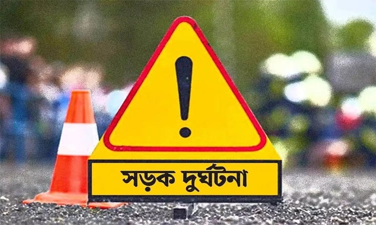 খুলনায় ট্রেনের ধাক্কায় তরুণ ও বৃদ্ধ নিহত