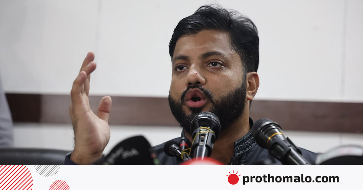 অস্ত্রকাণ্ডের সাফাই গাইলেন ইশরাক হোসেন